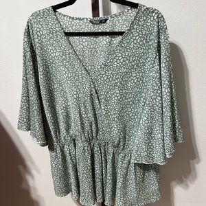 SHEIN Curve-wrap style top 3x
